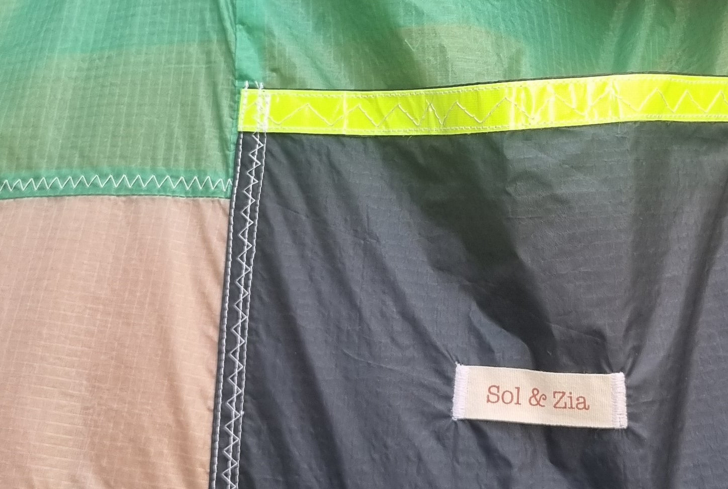 Grand Sac cabas reversible en tissu de parapente recyclé taille XL