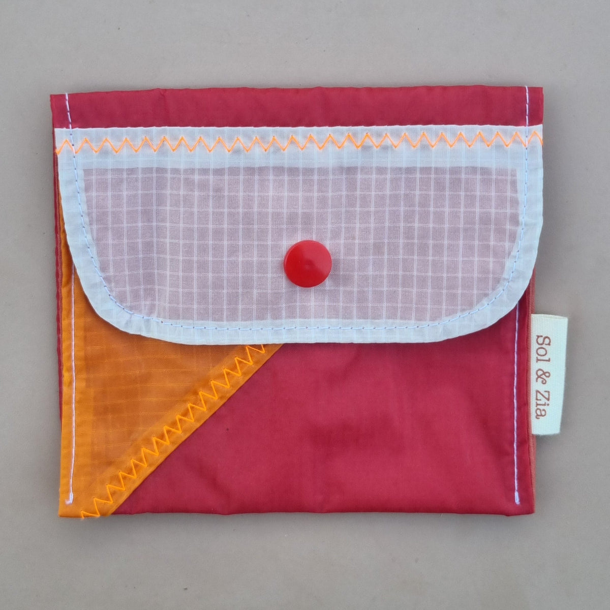 Etui savon orange rouge blanc