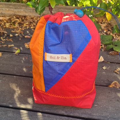 Pochon imperméable rouge bleu orange