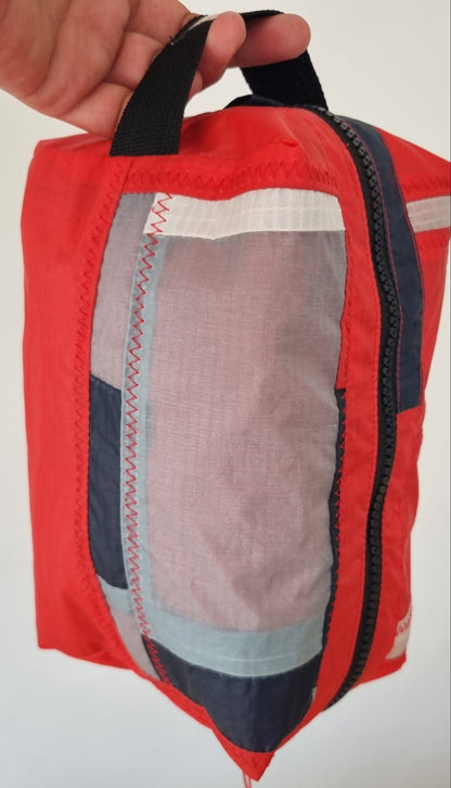 Trousse de toilette rouge/noire