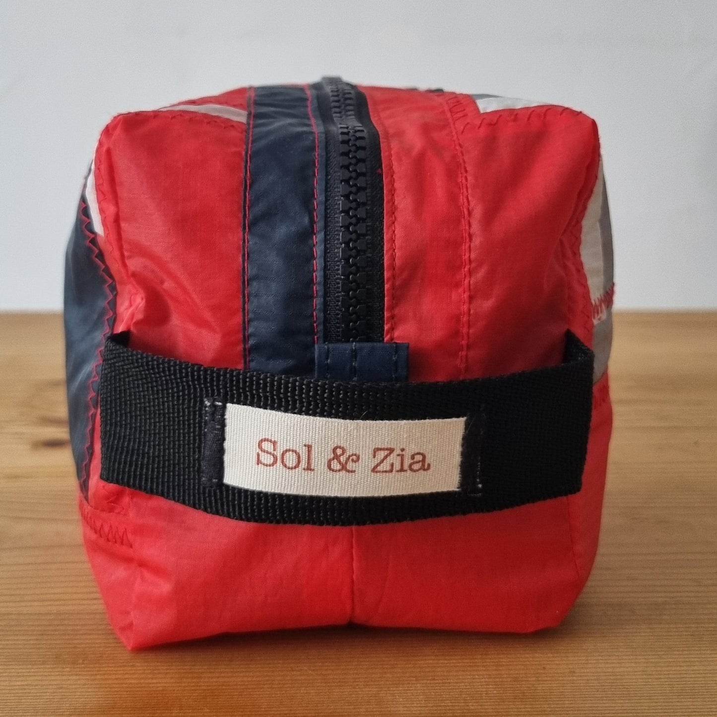 Trousse de toilette rouge/noire